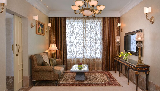 Radisson Blu MBD Hotel Noida - Prive Suite - 2 Bay Suite