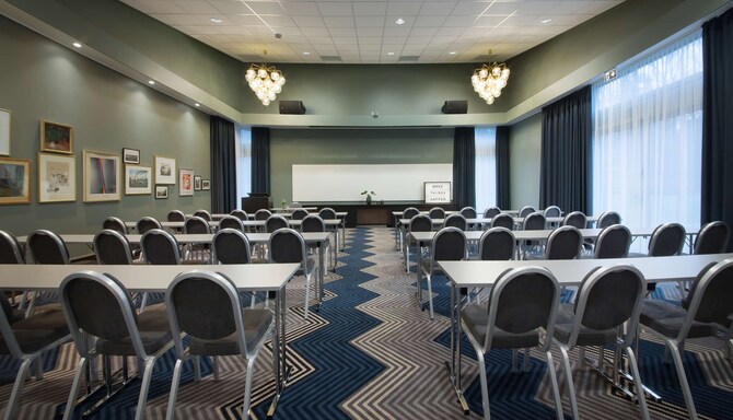 Radisson Blu Park Hotel, Oslo – Mötesrummet Lysager and Snarøen i klassrumsstil