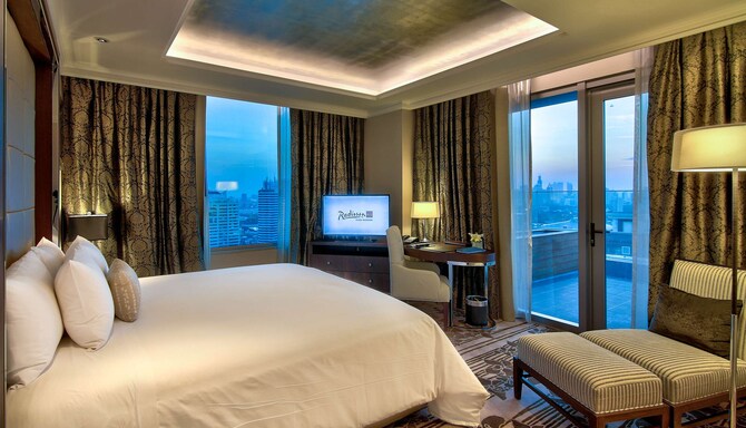 Radisson Blu Plaza Bangkok - Two Bedroom Suite