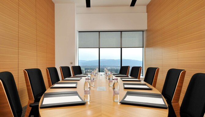 Radisson Blu Plaza Hotel, Ljubljana - Meeting Room Boardroom Style