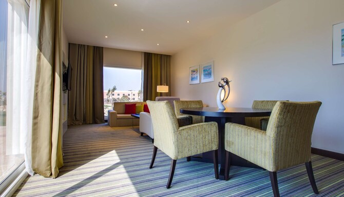Radisson Blu Resort, Jizan - Suite living room