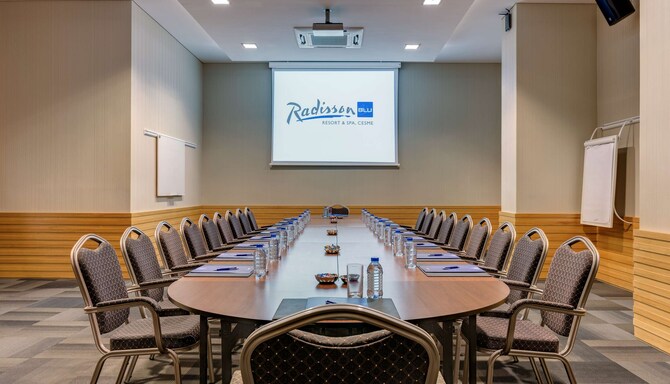 Radisson Blu Resort and Spa, Cesme - Meeting room