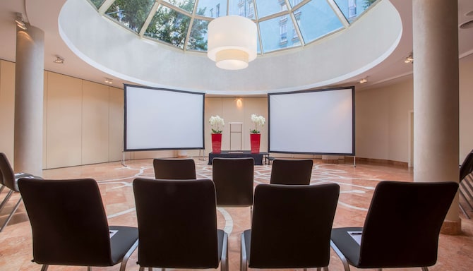 Radisson Blu Sobieski Hotel, Warsaw — sala konferencyjna