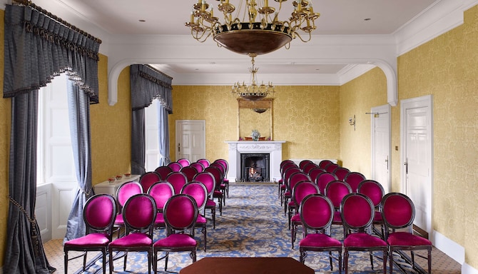 Radisson Blu St. Helenand#39;s Hotel, Dublin - The Seamount Suite