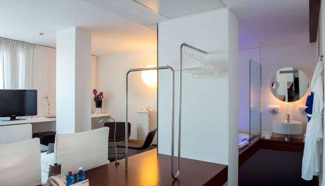 Radisson Blu es. Hotel, Rome - Junior Suite Detail