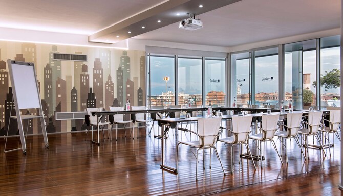 Radisson Blu es. Hotel, Rome - Conference Sette Ushape