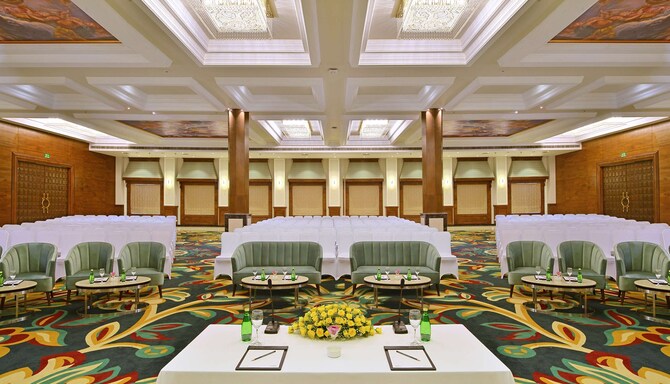 Radisson Chandigarh Zirakpur - Royal Ballroom