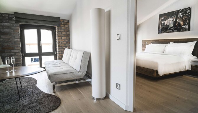 Radisson Collection Hotel, Old Mill Belgrade – L