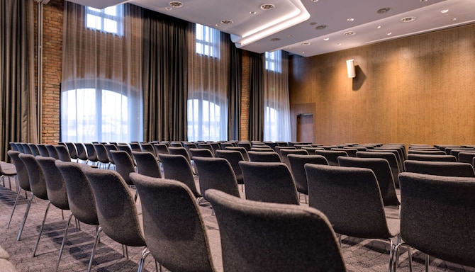 Radisson Collection Hotel, Old Mill Belgrade – Tagungsraum