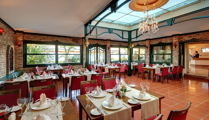Radisson Hotel Istanbul Sultanahmet - Somine Restaurant