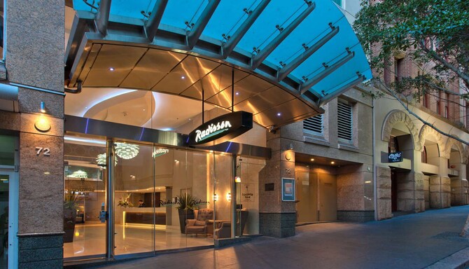 Radisson Hotel and Suites Sydney - Hotel Exterior