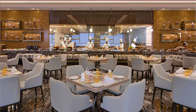 Radisson Mumbai Andheri MIDC - Gallery Cafe - Show Kitchen