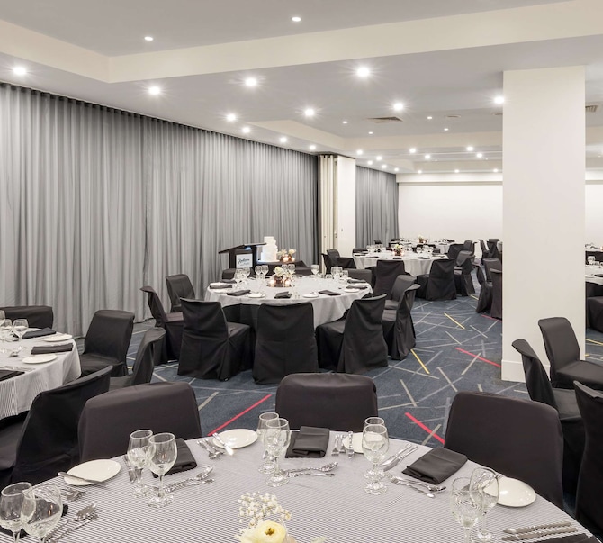 Meeting Rooms Melbourne Cbd Radisson Hotel Meetings