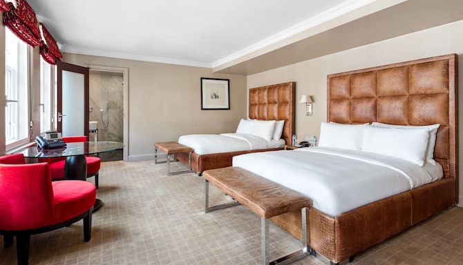 The May Fair Hotel - MAY FAIR bedroom family