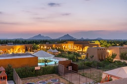 Aaramgah Jawai Resort and Spa, a member of Radisson Individuals Retreats - Facade Night