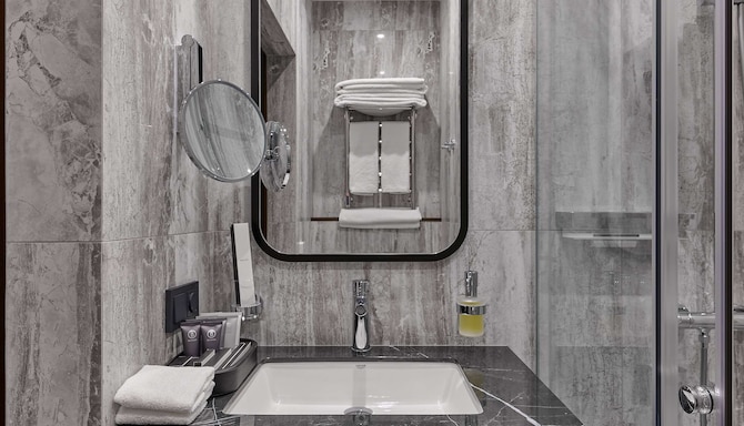 Acron Hotel Veliky Novgorod, a member of Radisson Individuals - Люкс ванна