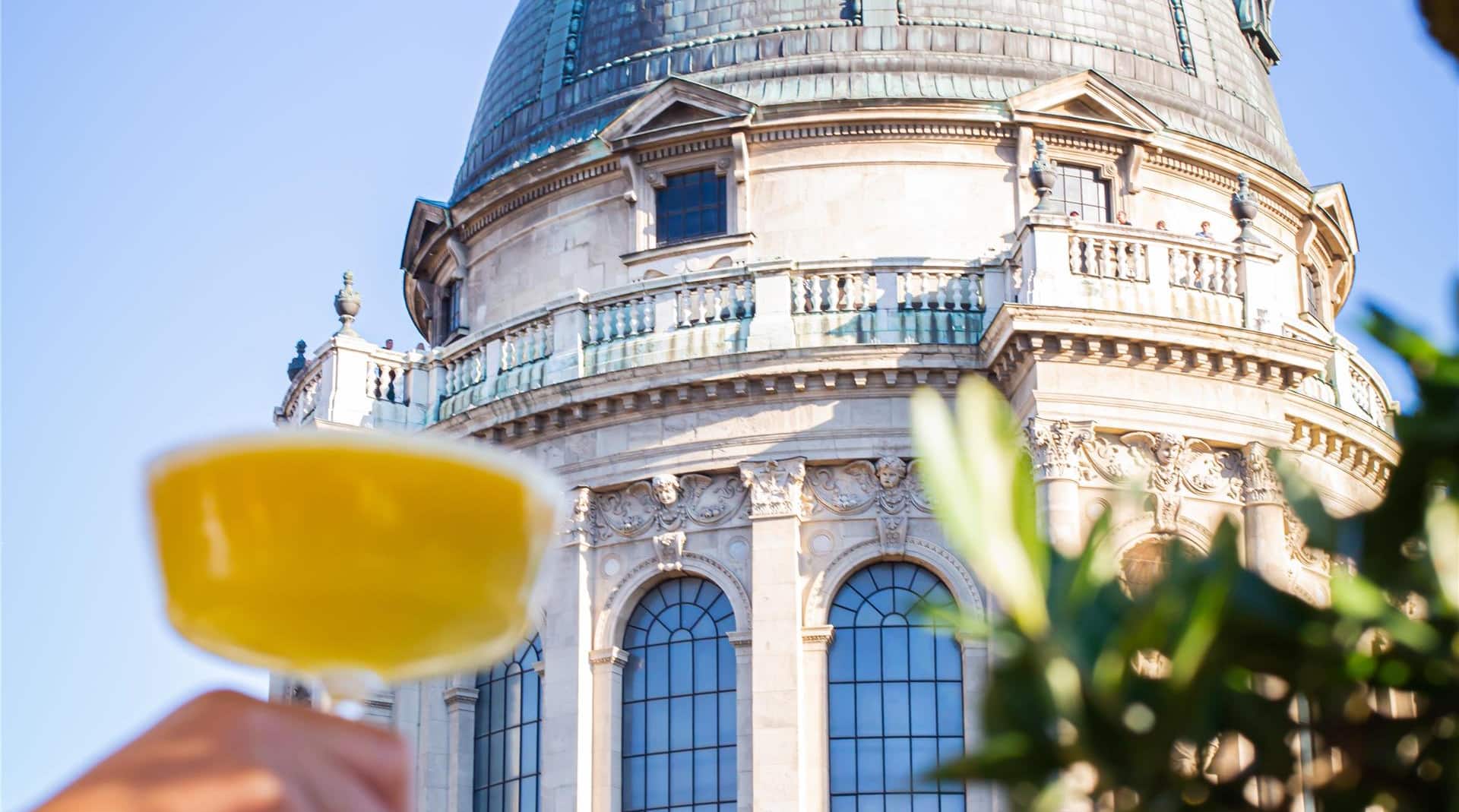 ISSEI Skybar & Restaurant