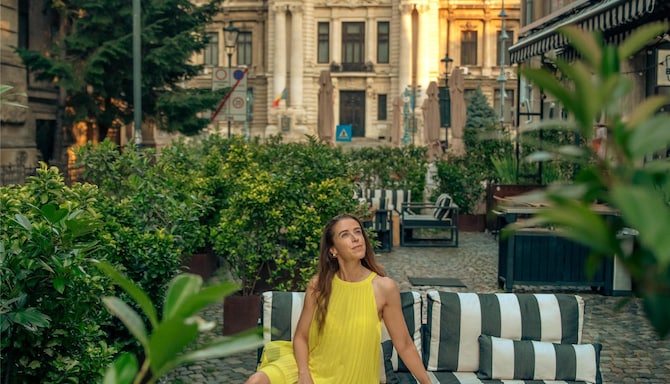 Activation Content B2C - VOL.001 - Activation_Content_B2C-Destination_Explorer_Mindset_Feel_Good-Radisson_Blu-SoMe_Web_Module-Image_Influencer-Other-EN-CESEEBA-Leisure