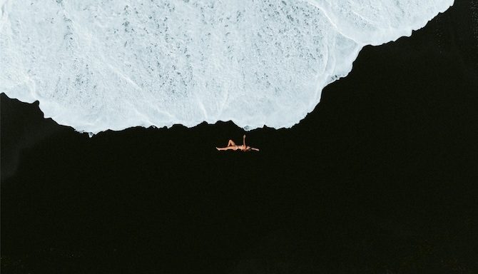 Activation Content B2C - VOL.003 - Activation_Content_B2C-Radisson_Blu-Web_Module-1200x1200-EN-MED-Leisure