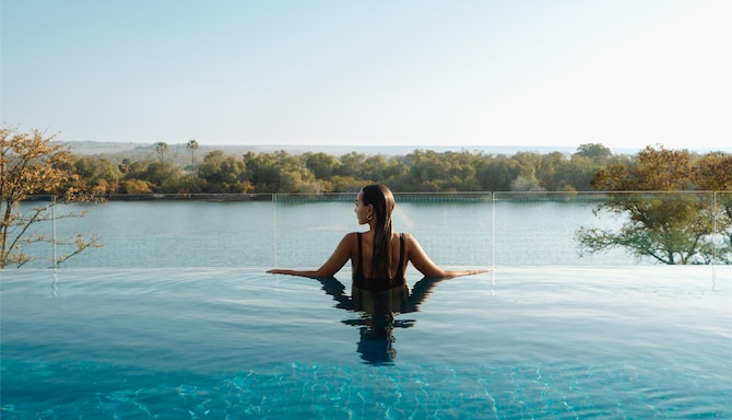 Radisson Blu Mosi-Oa-Tunya, Livingstone Resort - Pool