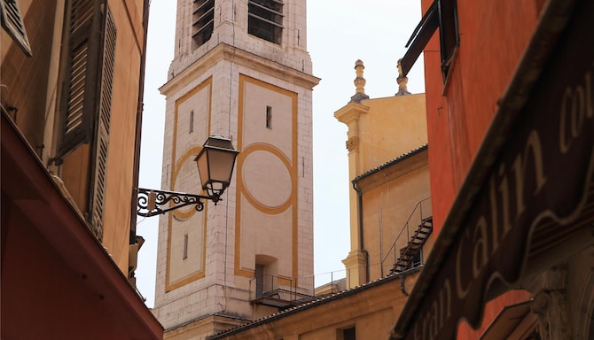 Discover Nice