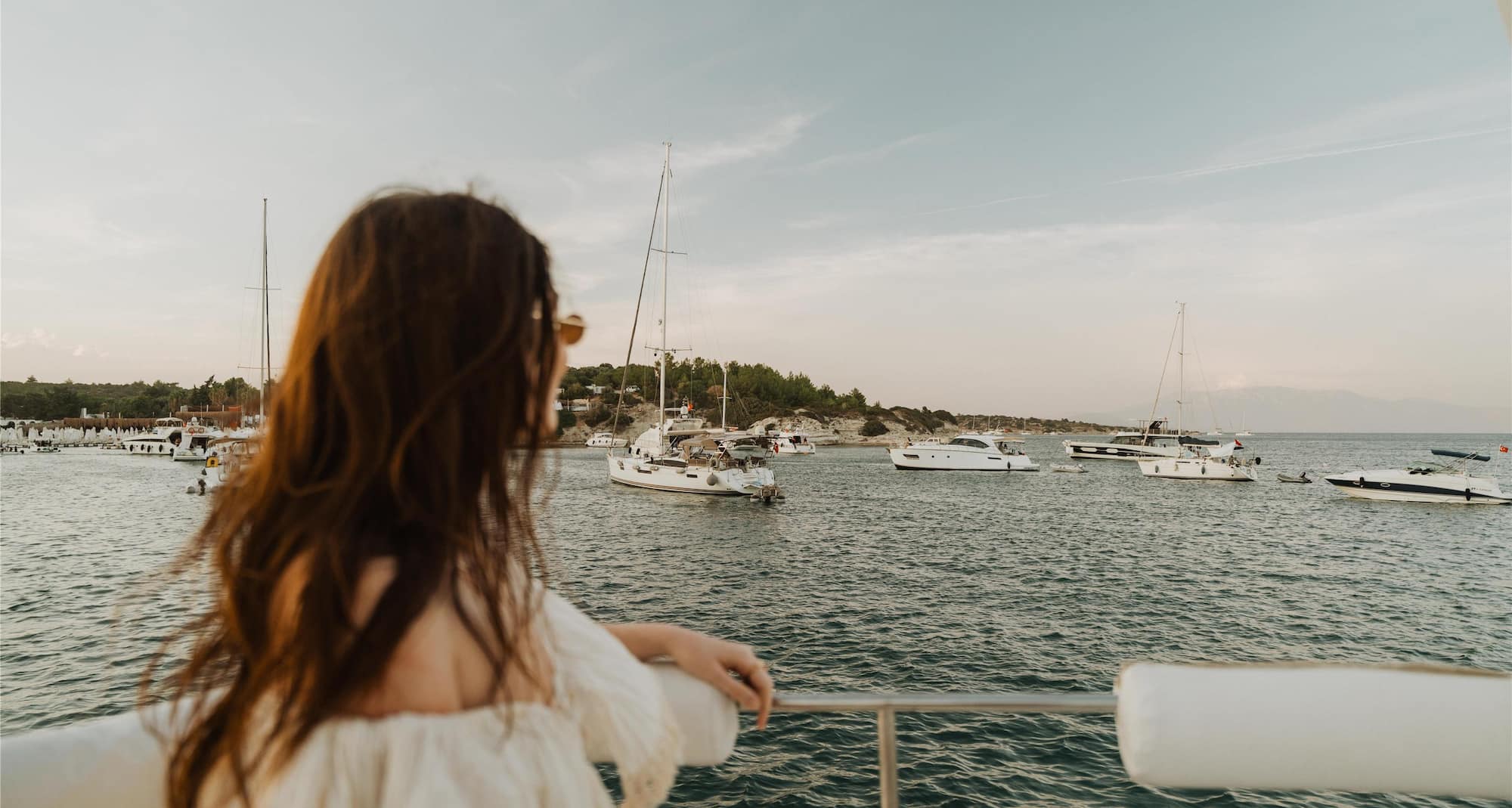 Discovering the city from the sea