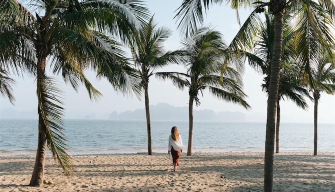 Activation Content B2C - VOL.006 - Activation_Content_B2C-WellnessandWellbeing_Leisure_FandB-Radisson_Blu-SoMe-Image-1080x1920-VI_EN-SEAP-General