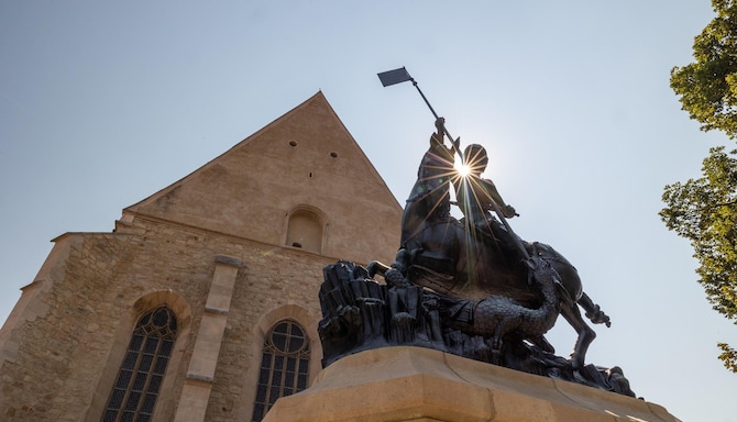 Activation Content B2C - VOL.007 - Activation_Content_B2C-Radisson_Blu-Web_Module-Other-EN_Romanian-CESEEBA-General