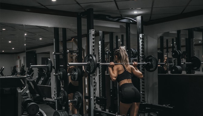 Activation Content B2C - VOL.008 - Activation_Content_B2C-AdventureandSports_Destination_Explorer_Mindset_Leisure-Radisson_Blu-SoMe-Blog_Carousel_Image_Influencer-1080x1920-NO-Global_NOBLX-General