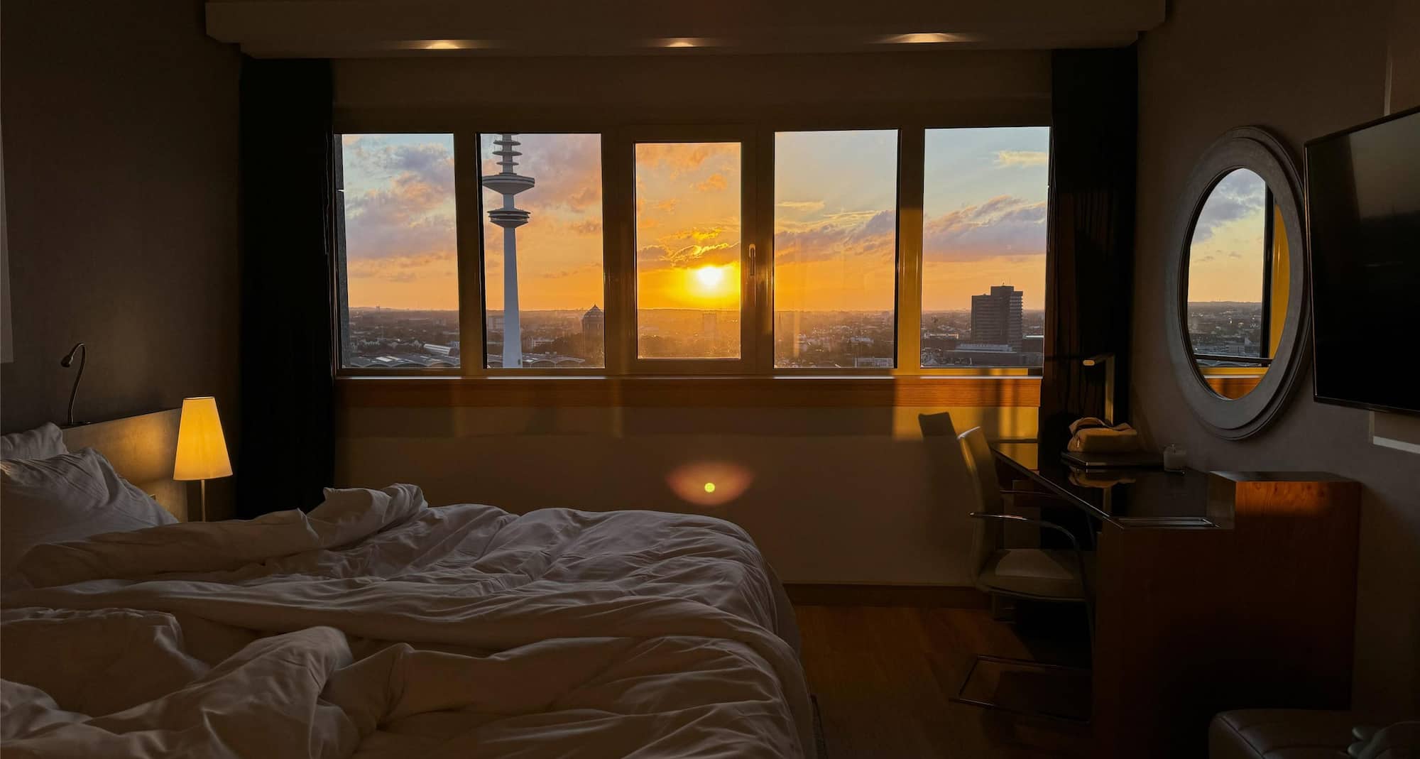 Radisson Blu Hotel, Hamburg - Guest Room