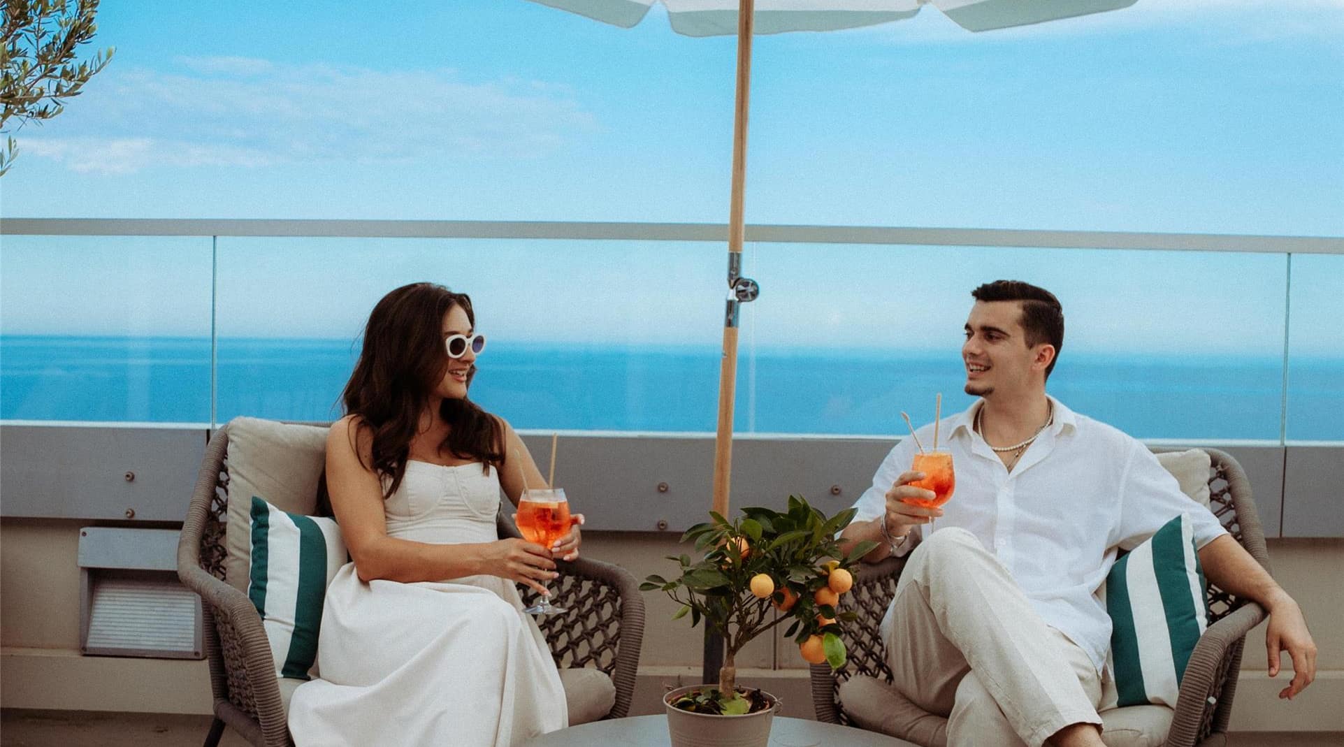 Activation Content B2C - VOL.009 - Activation_Content_B2C-Leisure-Radisson_Blu-Web_Module_SoMe-Image-1080x1920-EN-MED-Leisure