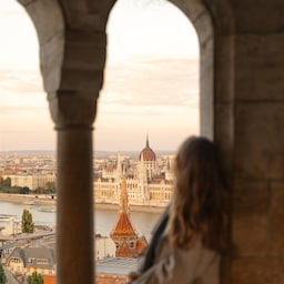 Activation Content B2C - VOL.009 - Activation_Content_B2C-Destination_FandB_Explorer_Mindset_Leisure-Radisson_Collection-SoMe_Web_Module-Image_Influencer-Other-EN-CESEEBA-Leisure