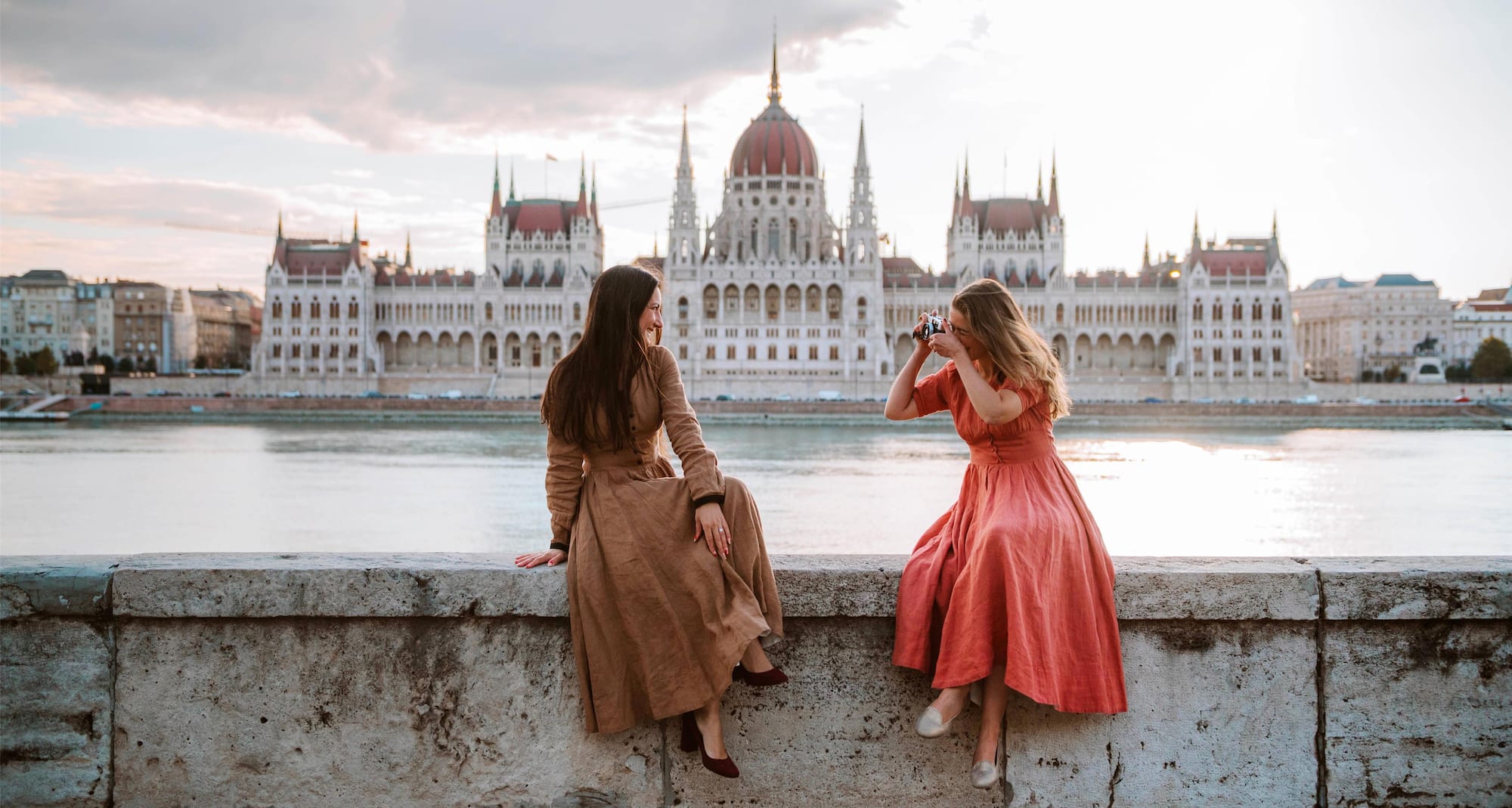 Activation Content B2C - VOL.009 - Activation_Content_B2C-FandB_Explorer_Mindset_Feel_Good_Gastronomy_Leisure-Radisson_Collection-Homepage_Banner_Web_SoMe_Web_Module-Image_Influencer-Other-EN-CESEEBA-Leisure