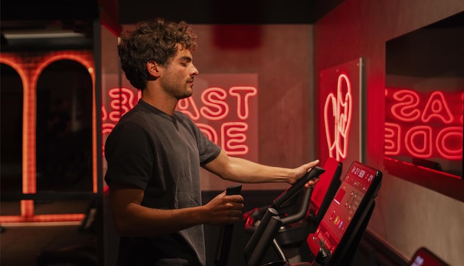 Radisson RED Madrid - Fitness center