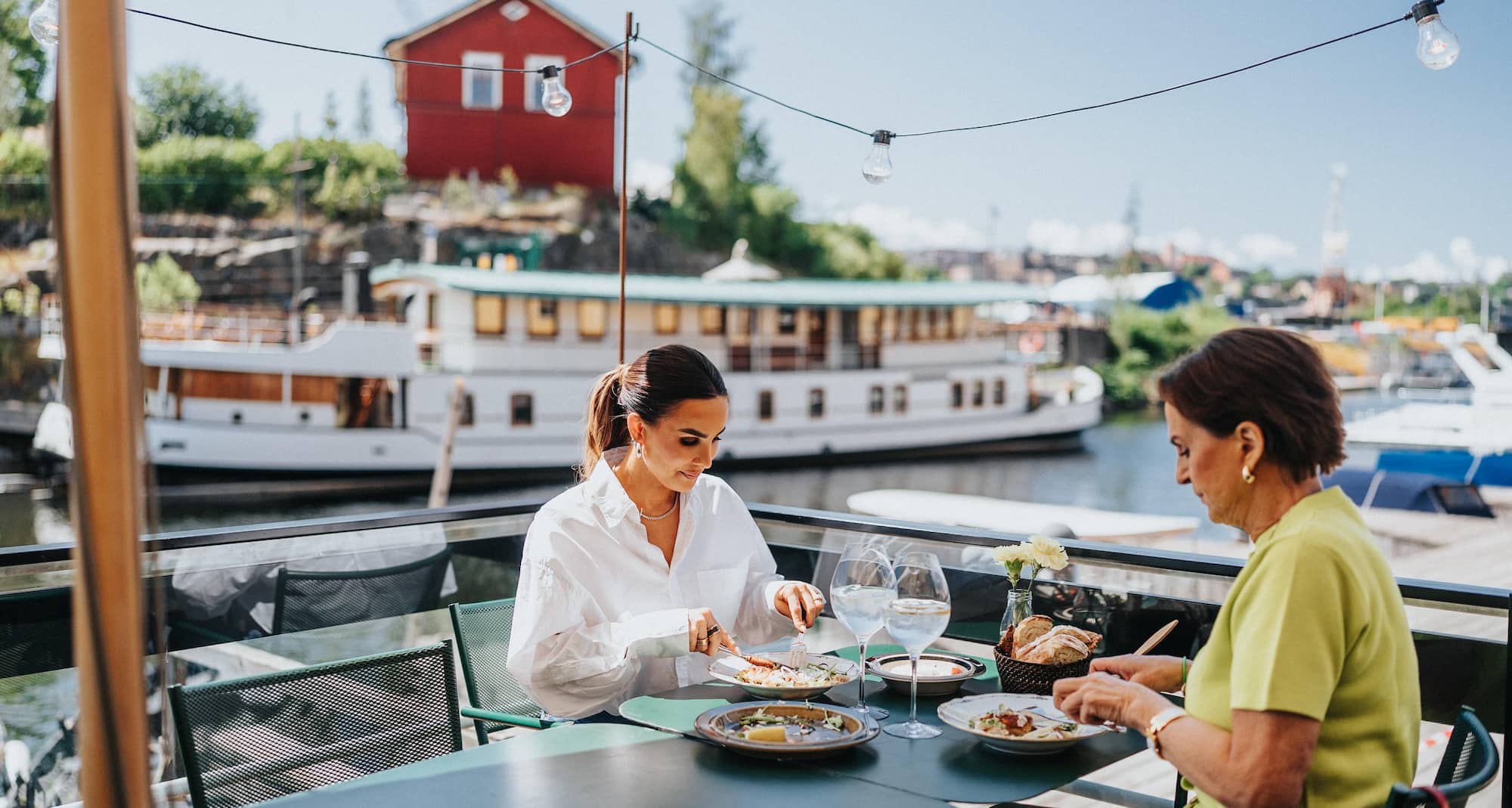 Activation Content B2C - VOL.010 - Activation_Content_B2C-Radisson_Collection_Radisson_Blu_Radisson_Hotels-Web_Module-1000x300-NA-NOBLX-General