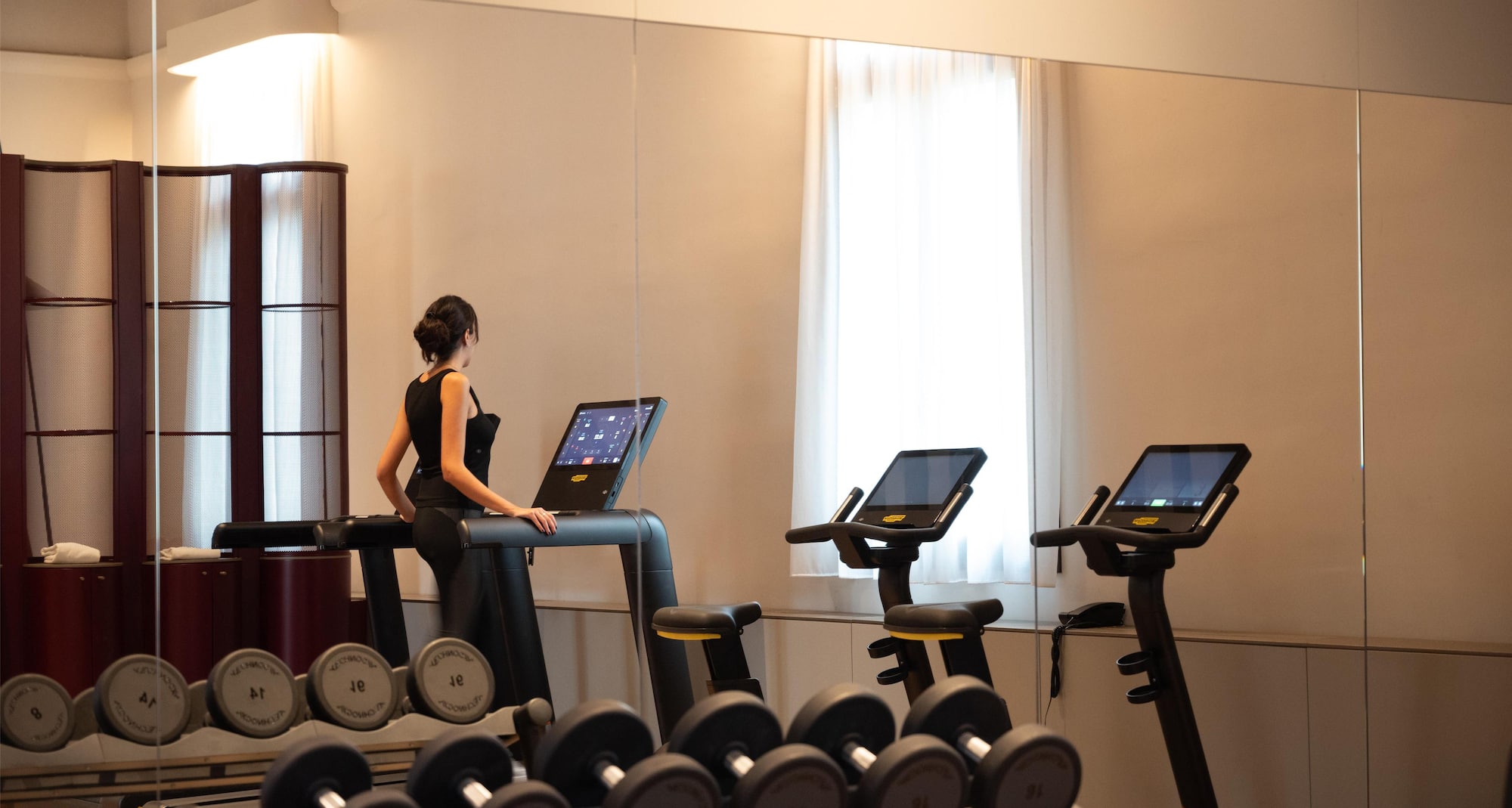 Activation Content B2C - VOL.010 - Activation_Content_B2C-Radisson_Collection-Web_Module-16x9-NA-MED-General