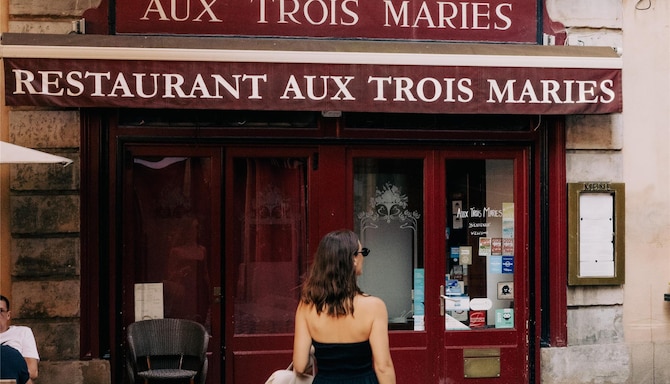  A traditional Lyonnais Bouchon