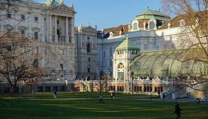 Burggarten with view of the Butterfly house