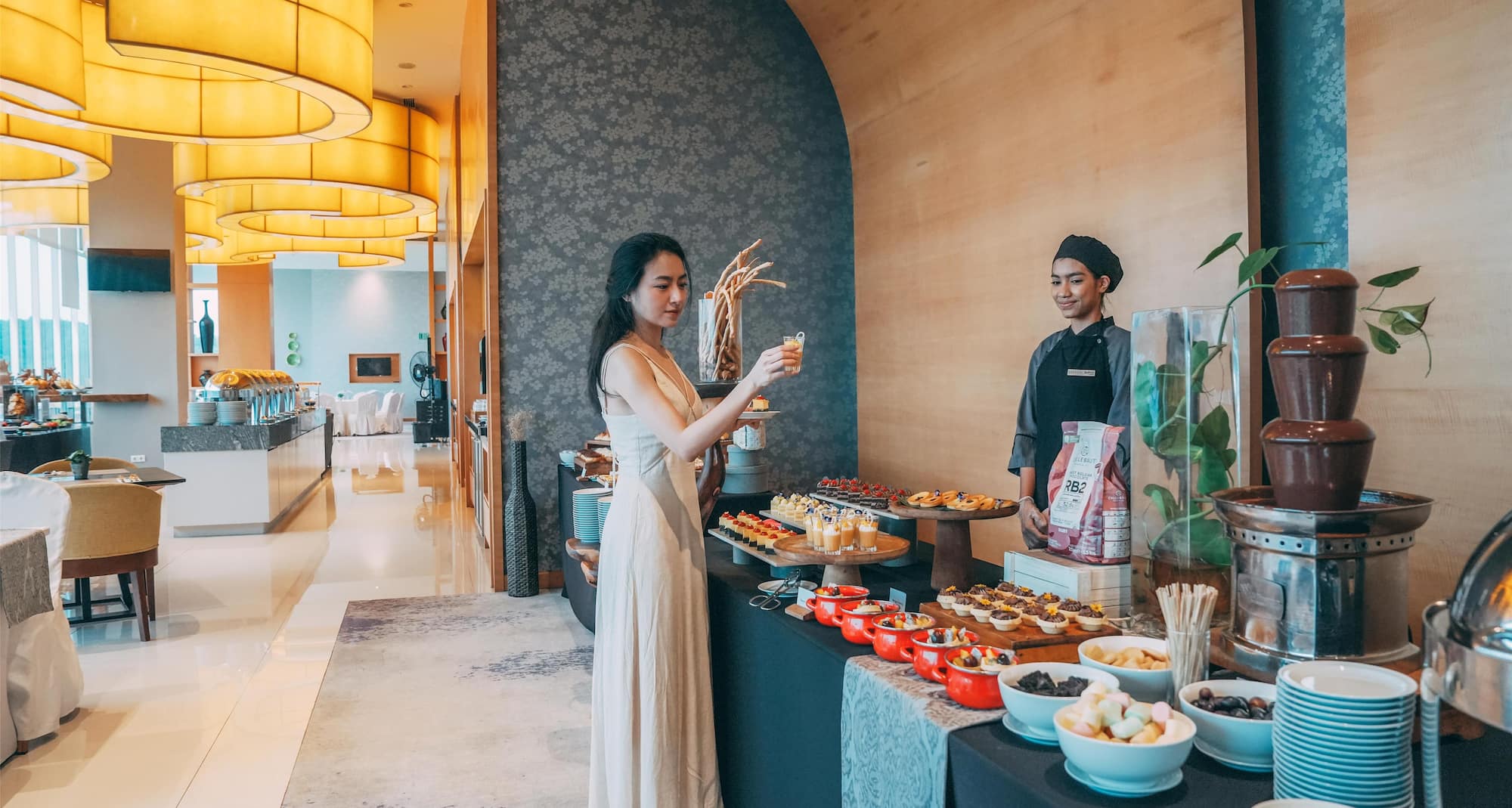 Activation Content B2C - VOL.011 - Activation_Content_B2C-Radisson-Web_Module-1080x1920-EN-SEAP-General