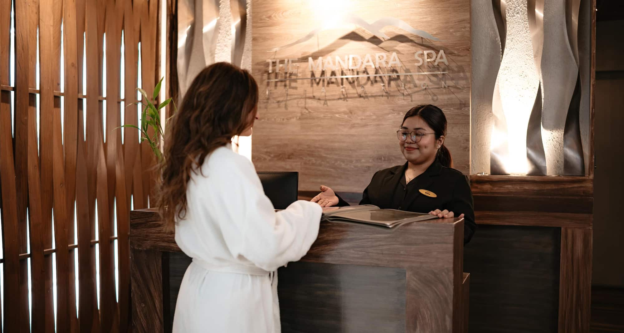 Activation Content B2C - VOL.011 - Activation_Content_B2C-Park_Inn-Web_Module-1080x1920-EN-SEAP-General