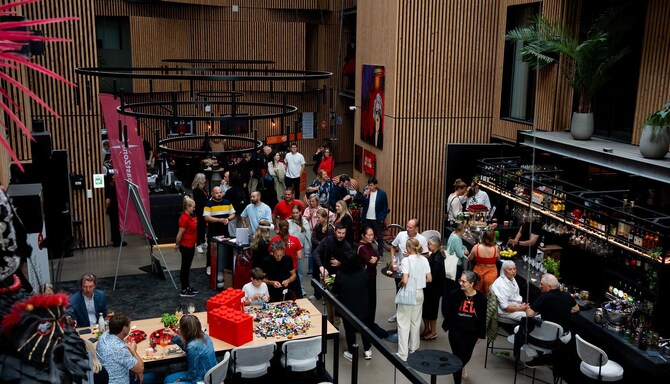 Activation Content B2C - VOL.011 - Activation_Content_B2C-Radisson_RED-Other-1080x1920-EN-NOBLX-General