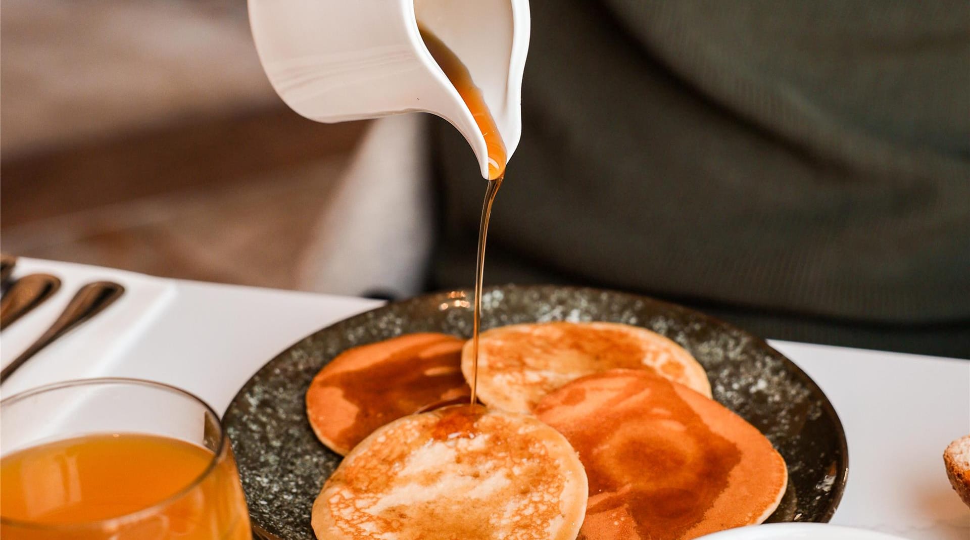 Radisson Blu Hotel, Lyon - Breakfast