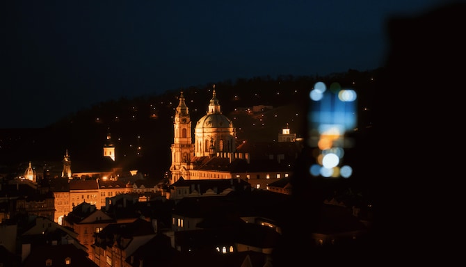 Activation Content B2C - VOL.014 - Activation_Content_B2C-Explorer_Mindset-Radisson_Blu-SoMe_Web_Module-Influencer_Image-Multiple-EN-MEDandSEE-Leisure