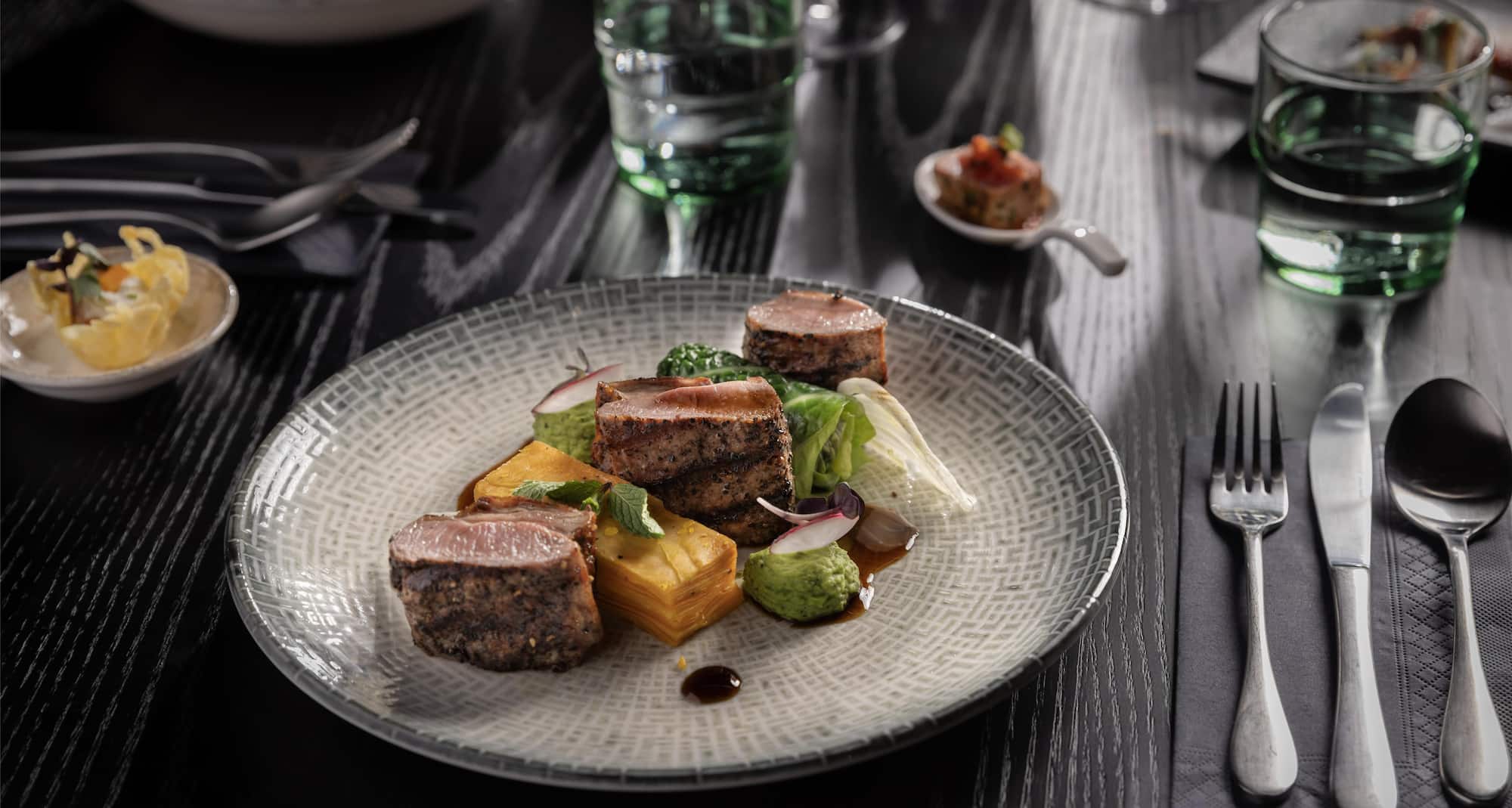 Radisson RED Auckland - Dining