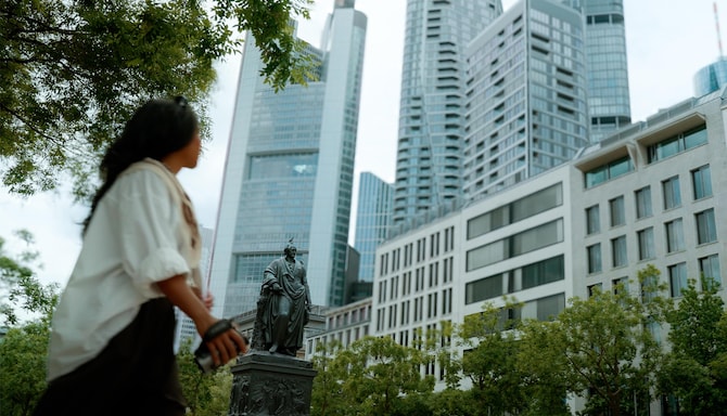 Discover the lively banking district