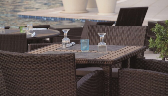 Al Mahary Radisson Blu Hotel, Tripoli - Restaurant Terrace