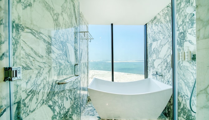 Al Seef House Bahrain, a member of Radisson Individuals - Suite Room - Sea View