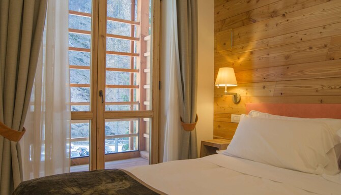 Alagna Mountain Resort & Spa, a member of Radisson Individuals - Guest room