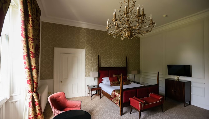 Albrighton Hall Hotel and Spa, a member of Radisson Individuals - Thomas Ireland Suite