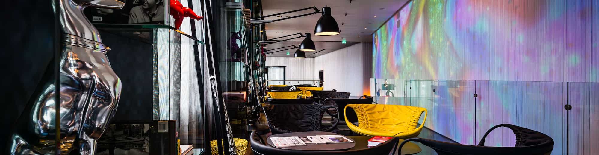 artand#39;otel amsterdam - 5and33 Library